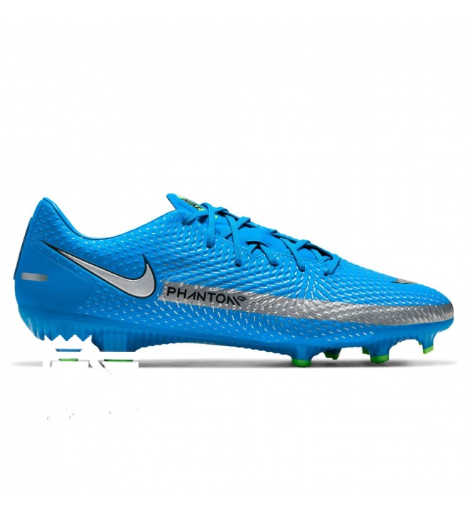 SOCCER BOOTS / TURF SHOE